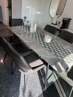 Modern Gray Dining Table with 6 Chairs – Excellent Condition