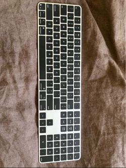 Apple Magic Keyboard with Touch ID