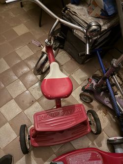 Radio Flyer Kids Tricycle