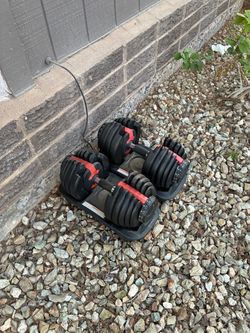 Adjustable weight dumbbells
