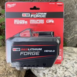 M18 18V Lithium-Ion REDLITHIUM FORGE HD 12.0 Ah Battery Pack Price Brand new 🚨🚨🚨🚨 Price Is firm 