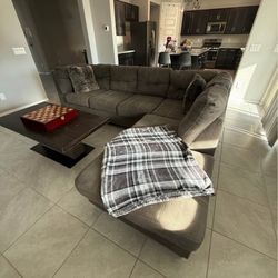 Spacious & Comfortable Gray Sectional Couch - $500-Delivery Available 