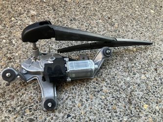 Toyota RAV4 Rear tailgate window viper with motor assembly