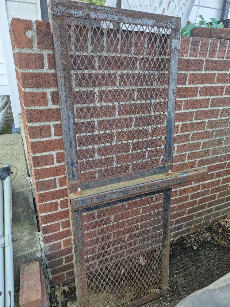Trailer Hitch Cargo Carrier
