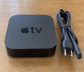 Apple TV 4K A1842 + Power Cord