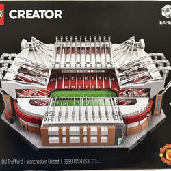 LEGO CREATOR: Old Trafford - Manchester United (10272) Brand New Sealed