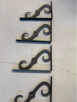 Plant hanging brackets