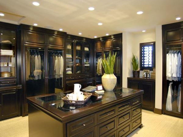 Custom closets, pantries, garages, home office, laundry rooms, craft rooms