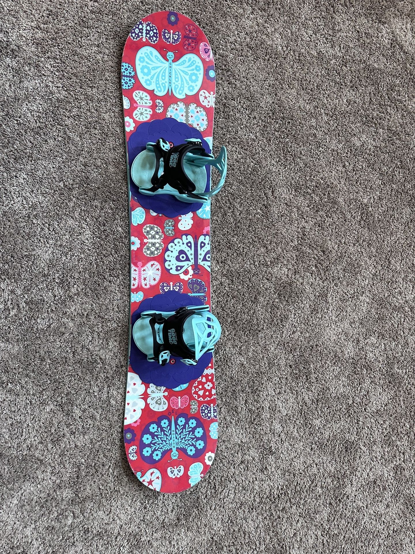*Burton Chicklet 130 cm snowboard, and Solomon Good Times bindings and snowboard gear for the family