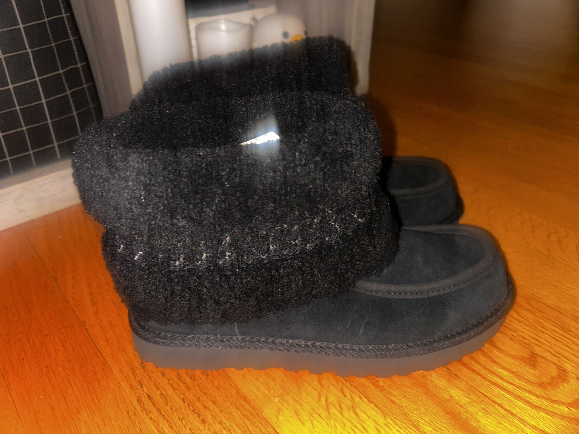 ugg woman size 7