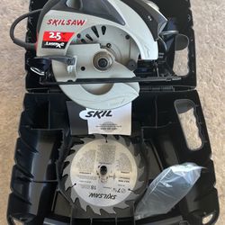 NEW SKILSAW  7-1/4” CIRCULAR SAW LASER X2
