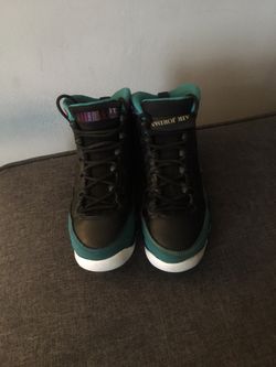 Jordan’s 9 size 4.5 grade school