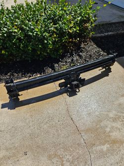 Ford Flex support hitch bar
