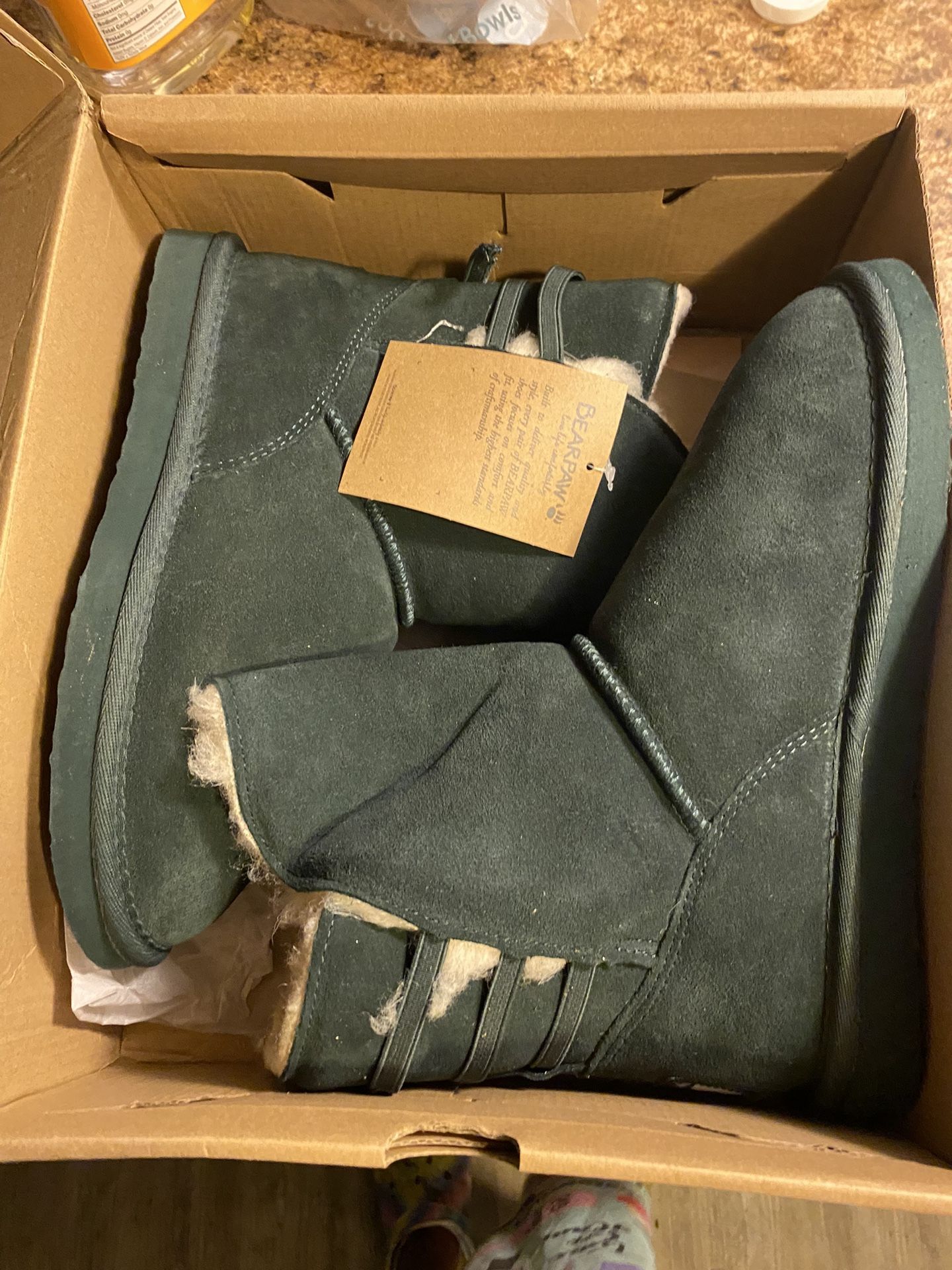 Bear paws Size 8