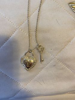 Brand new Heart Lock and key sterling silver chain very classy gift or for your special night