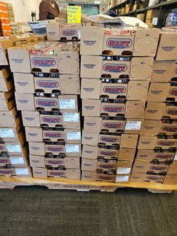 BIG STRAWBERRY CASE OF NET WT 32 OZ 2LBS