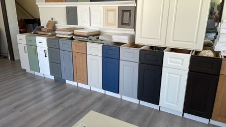 Kitchen Cabinets for Sale | Shaker & Modern | 20+ Colors | Free Kitchen Design