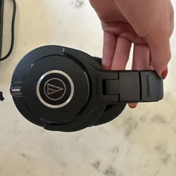 Audio-Technica ATH-M40x Studio Headphones