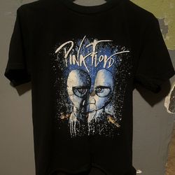 Pink Floyd shirt size medium