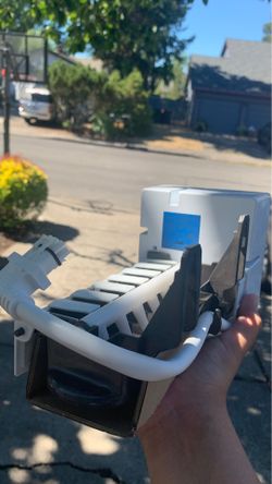 Fridge ice maker (s)