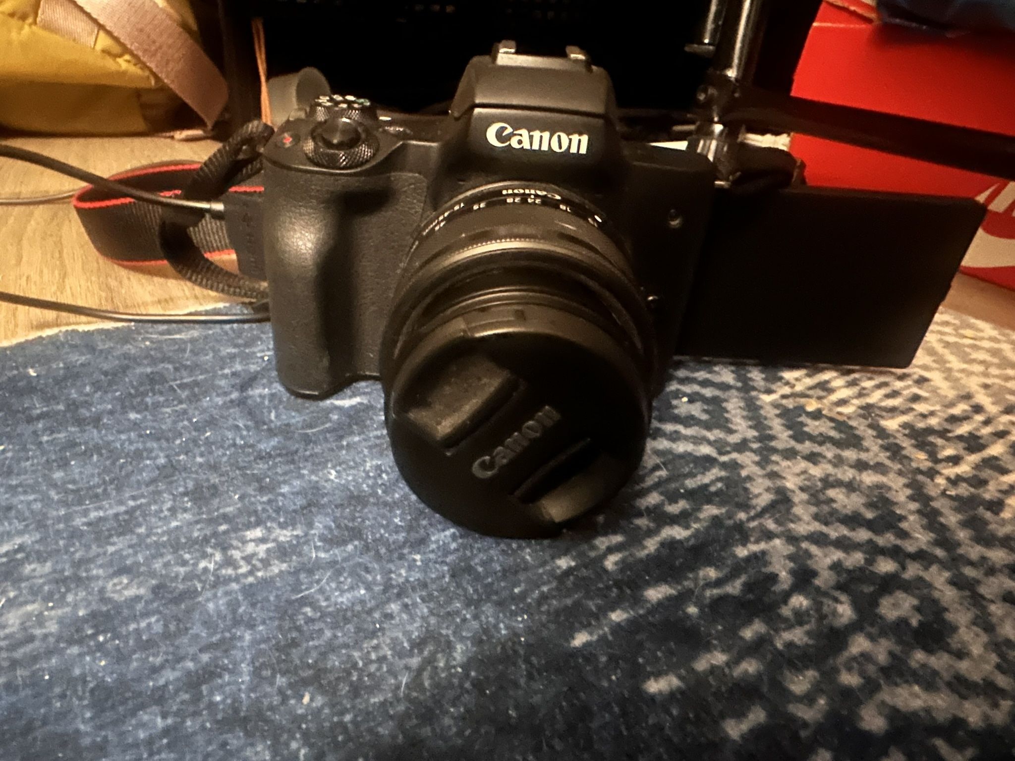 Canon EOS M50 Camera 