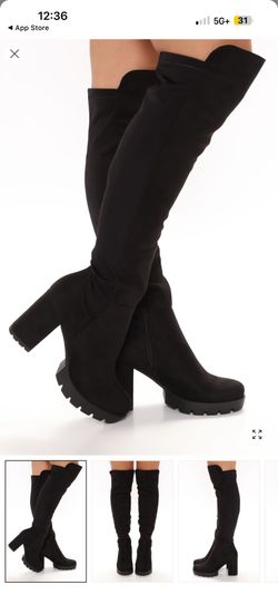 Fashion nova boots (black ) (zise 8)