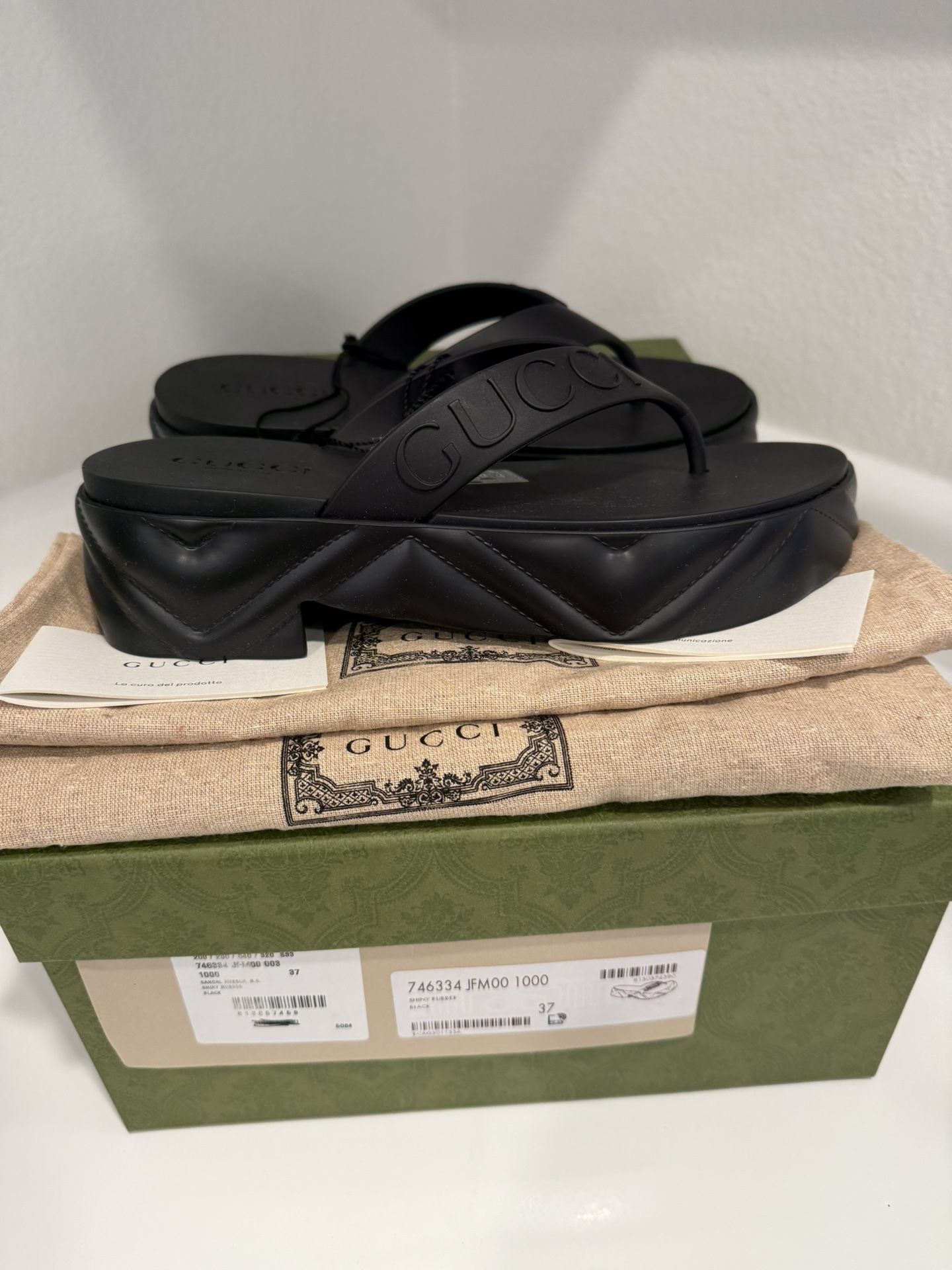 Gucci Platform Sandals Rubber Black, NWB, Size 37