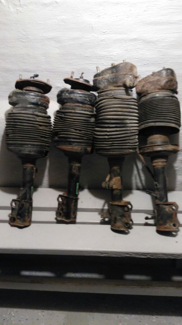 04 lexus 330 air shock absorber
