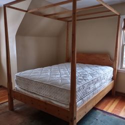 Pine Four Poster Canopy Bed- Queen