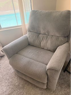 Broyhill recliner
