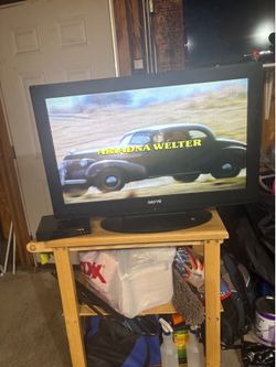 32 inch tv SANYO