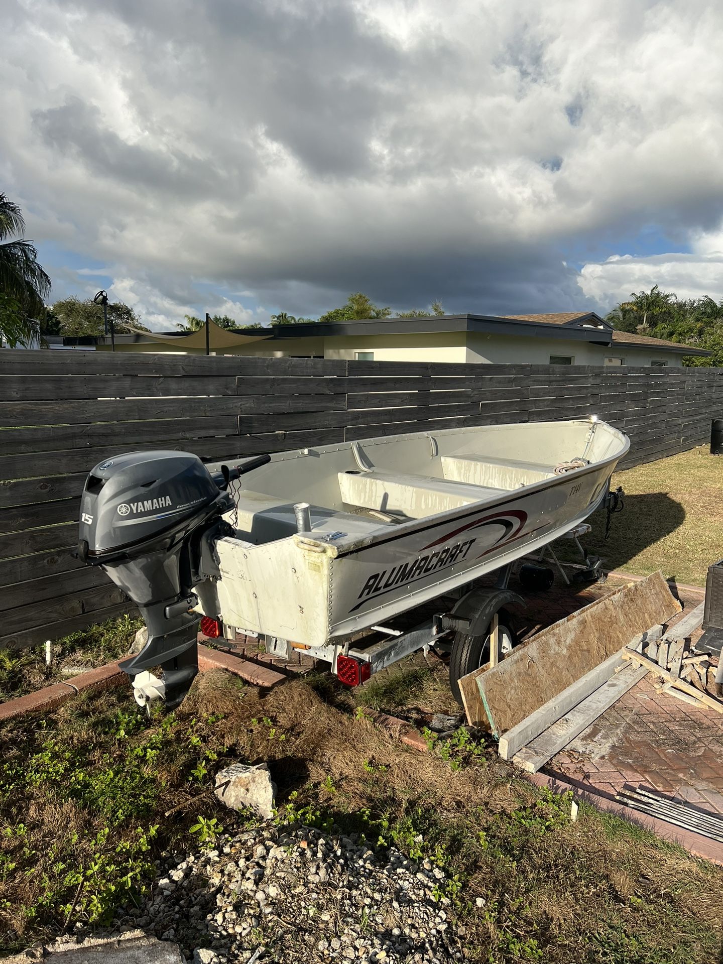 Jon boat & 15ph Yamaha 