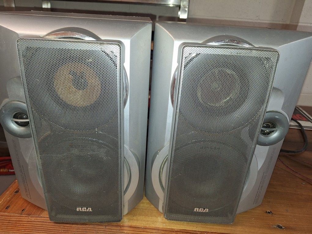 RCA Speakers
