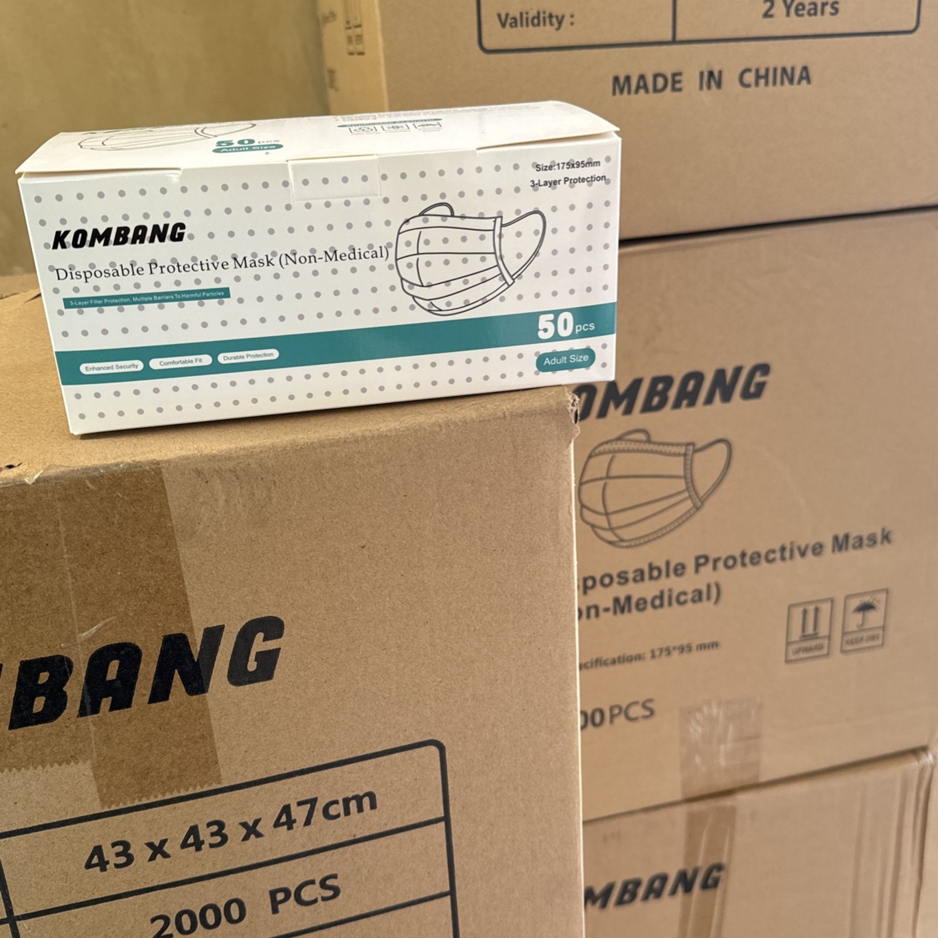 Huge Wholesale 300 Lot Disposable Face Masks - Adult Size 