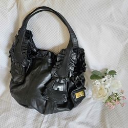 NDS Authentic Valentino Garavani Black Leather Large Hand Shoulder Bag 