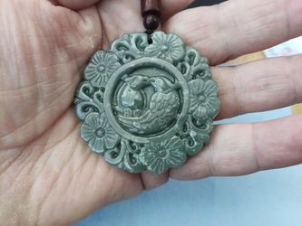 Beautiful Green Jade Jadeite Round Pendant With A Couple Of Love Birds