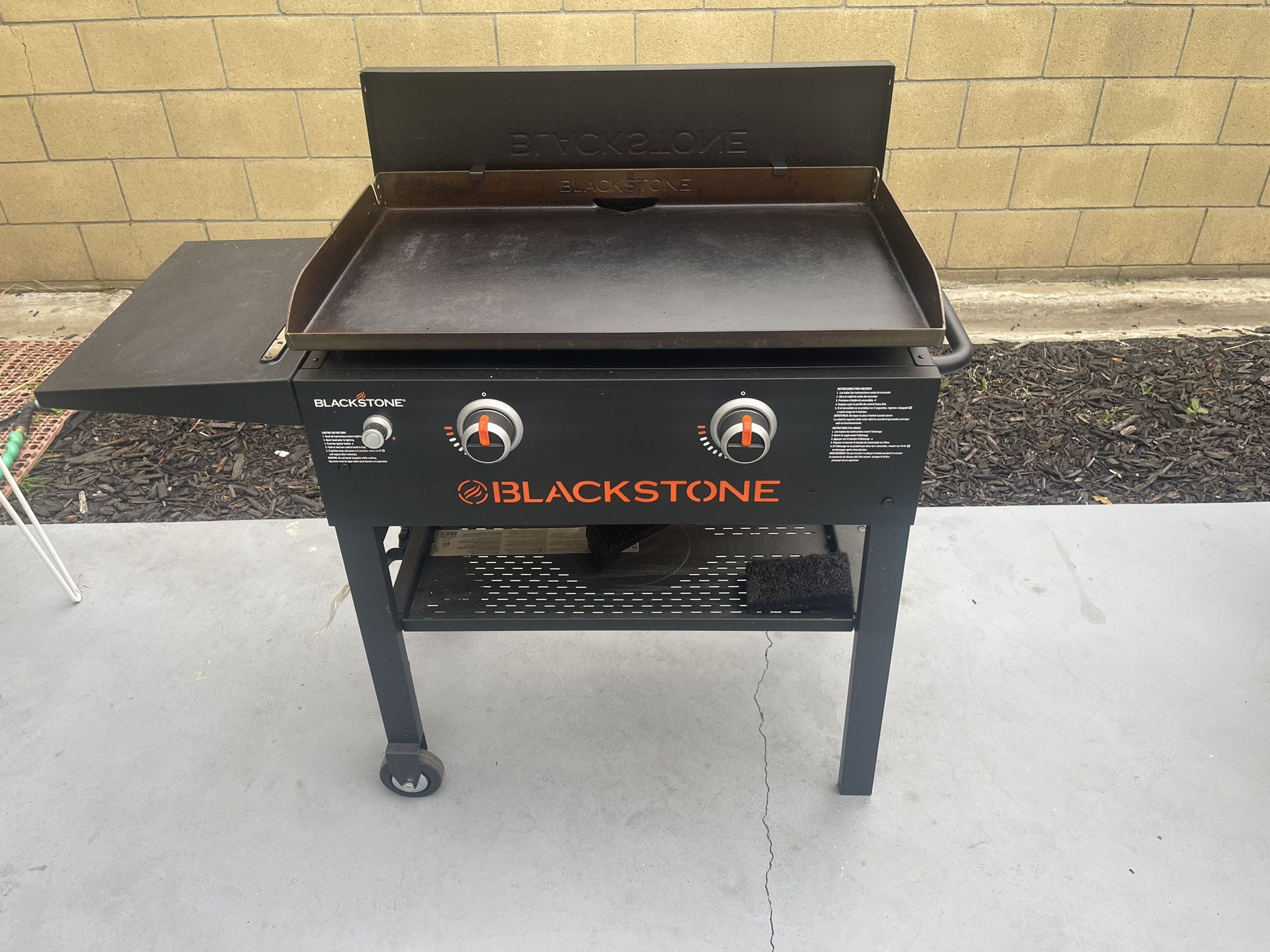 Blackstone 28 Inch 2 Burner Grill