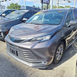 2023 Toyota Sienna
