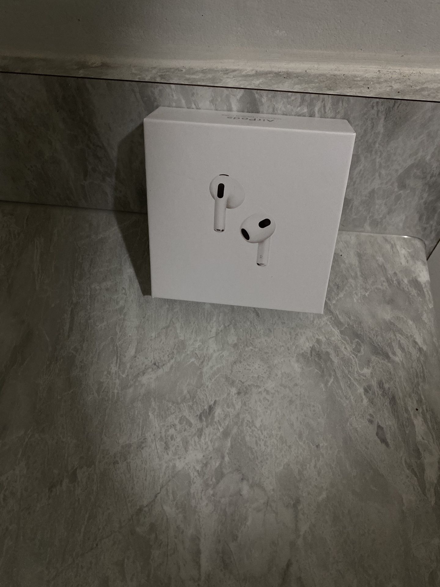 APPLE AIRPOD GEN 3