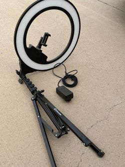 Lumecube light