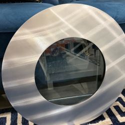 Wall Mounted Fish Tank 