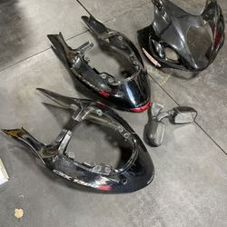 2000 Suzuki Hayabusa GSX 1300 Plastics