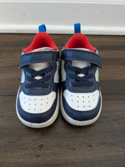 Nikes boys shoes, size 6t