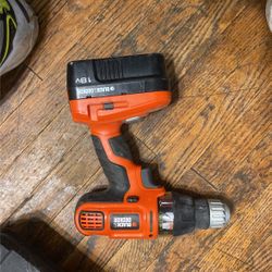 Black And Decker Drill With Battery And Charger