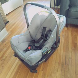 Nuna Infant Car Seat And Base