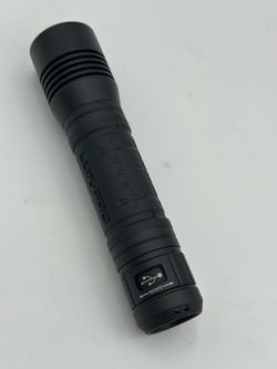 New  LuxPro XP916 800-Lumen Rechargeable Tactical Flashlight