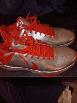 Nike Kobe Low-Top Sneakers Silver Red