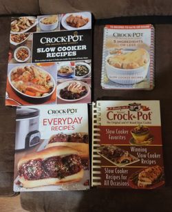 Crock-Pot Slow Cooker Cookbook Set of 4
