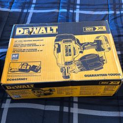DEWALT 20V MAX Lithium-Ion 15-Degree Electric Cordless Roofing Nailer Kit with 2.0Ah Battery Charger and Bag 
