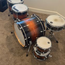 Mapex Armory 6 Piece Drum Set! (beautiful) 